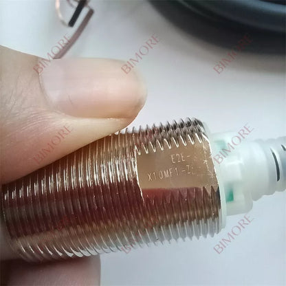 5 piezas/lote E2E-X10MF1-Z Interruptor de proximidad para ascensor Sensor de piezas de escalera mecánica