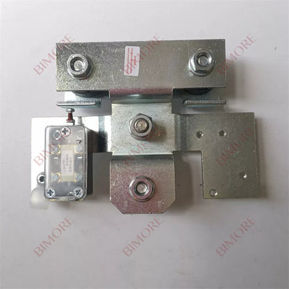 1 juego/lote de limitador de fuerza de cierre de puerta de ascensor para QKS9, piezas de ascensor 250676 y 250677