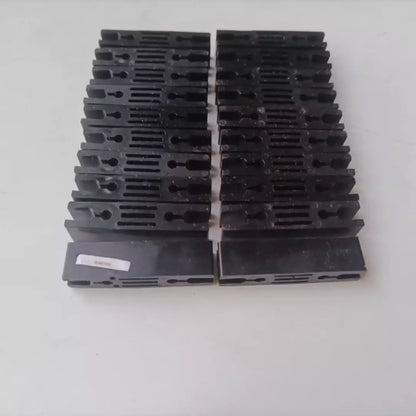 20PCS/LOT Elevator Door Slider Black Lift Spare Parts L:50mm W:11mm H:13mm 50x11