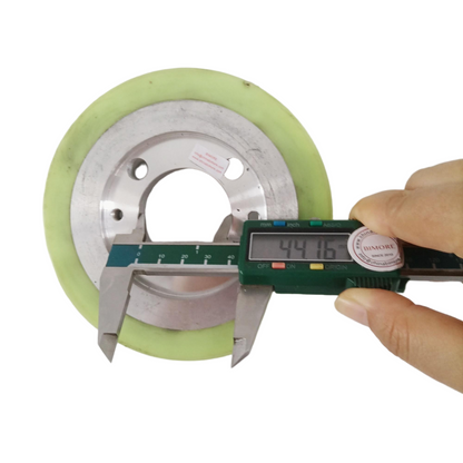 5 piezas/lote HDRL009 S613C001 Rodillo de rueda motriz para escalera mecánica D135/45 mm H35 mm 135*35*45