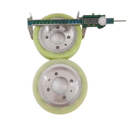 5 piezas/lote HDRL009 S613C001 Rodillo de rueda motriz para escalera mecánica D135/45 mm H35 mm 135*35*45