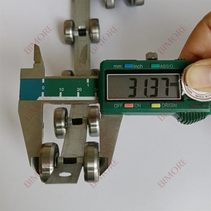 4PCS/LOT Escalator Newel Rotary Chain 1737525800 24 pairs of bearing wheels 608