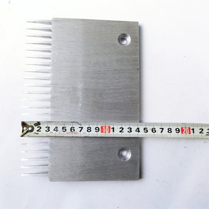 10PCS XAA453AV Right Escalator Comb Aluminium  L202mm W145mm Hole Space 145mm 22 Teeth Escalator Metal Comb
