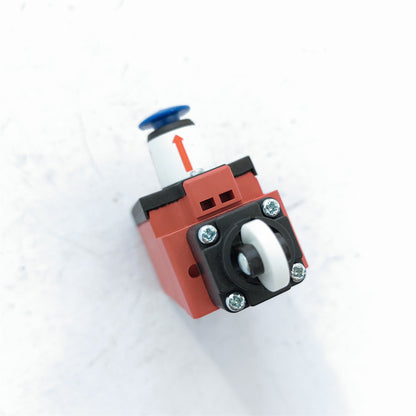 10PCS GBA177HL2  Escalator Travel Switch Contact Switch GBA177HL2 Drive Chain Break Switch Escalator Spare Parts
