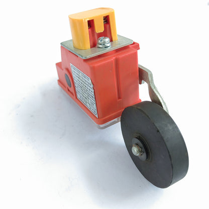 10PC Lift Limit Switch QM-S3-1370  Wide Wheel OD49.5mm Elevator Limit Switch AC250V AC110V 5A Lift Spare Parts