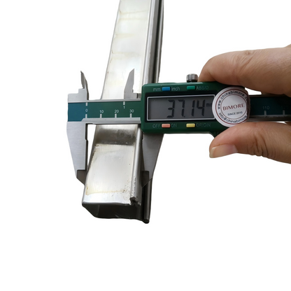 1 Meter Escalator Parts Handrail Guide Rail W 56mm H 37mm Customized