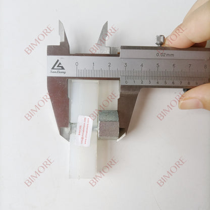 Lote de 20 guías deslizantes para puertas de ascensor BIMORE (largo 58 mm, alto 18 mm) para accesorios 700P.