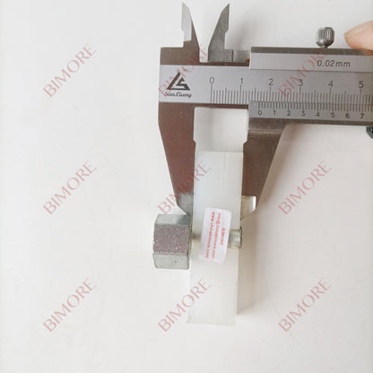 Lote de 20 guías deslizantes para puertas de ascensor BIMORE (largo 58 mm, alto 18 mm) para accesorios 700P.