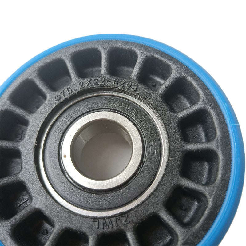 Lote de 50 rodillos para escaleras mecánicas 76,2 x 22-6203. Diámetro exterior: 76,2 mm. Altura: 22 mm. Diámetro interior: 12 mm. Rodamiento: 6203.