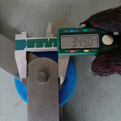 Escalator Parts Step Chain DEE3685364 Pitch 133.33mm Roller 75*23.5 Plate W 35mm Pin D 12.7mm L 74.5mm Customize