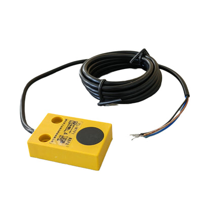 2PCS/LOT TL-W7F1 Elevator Leveling Sensor Switch Proximity Switch Lift Accessories