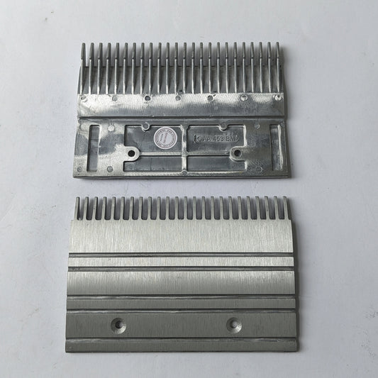10PCS/LOT Escalator Comb GAA453BM GAA453BM1 XAA453BM1 24Teeth