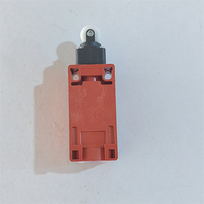 5PCS/LOT Elevator Limit Switch I88-UV1Z RiwL GBA177HK1