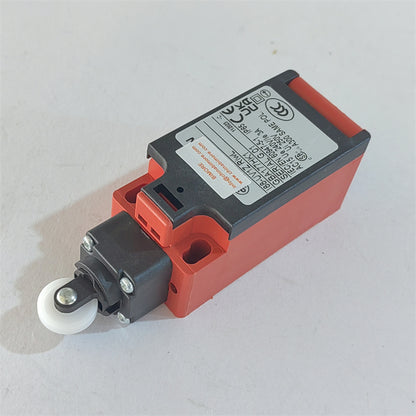 5PCS/LOT Elevator Limit Switch I88-UV1Z RiwL GBA177HK1