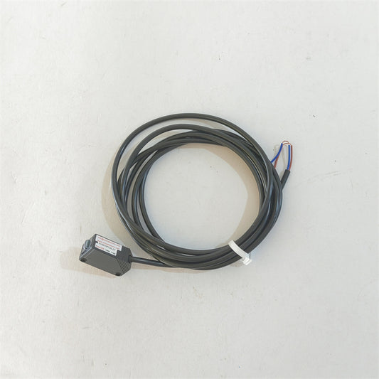 1PC/LOT XUM2AKCNL2T Elevator Photoelectric Sensor