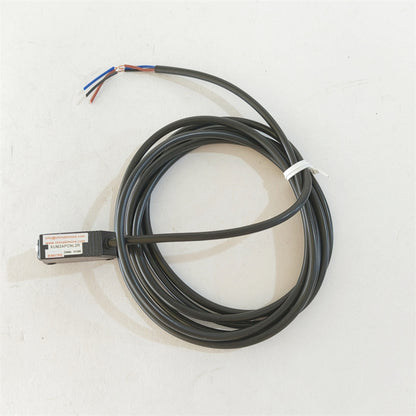 1PC/LOT Elevator Photoelectric Sensor XUM2APCNL2R