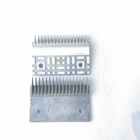 10PCS/LOT Escalator Comb OE-5D 453Y4 Aluminium Combs 17 Teeth 146*108*101mm