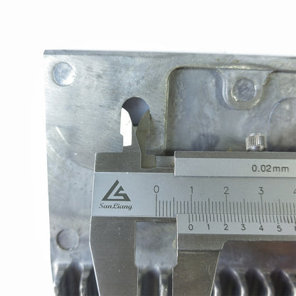 10PCS 202*145*145 Right Escalator Comb Aluminium  L202mm W145mm Hole Space 145mm 22 Teeth Escalator Metal Comb Use for BLT